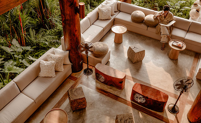 Tee-Lounge im RAKxa Integrative Wellness in Thailand